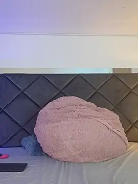 LunaaCurly online show from March 2026 07:29:01 PM