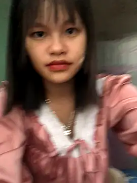 Snapshot of Pege-nii chatting on December 2025 05:46:02 AM Pege-nii online show from December 2025 05:46:02 AM