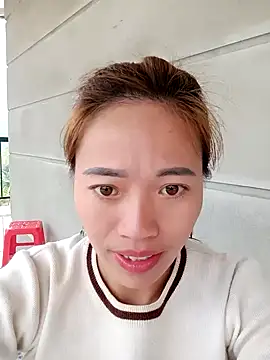 little-effy online show from January 2026 05:22:01 AM