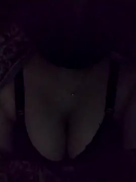 nosrat014 online show from December 2025 06:03:02 PM