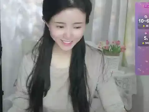 Snapshot of Fish_136 chatting on December 2025 03:03:02 AM Fish 136 online show from December 2025 03:03:02 AM