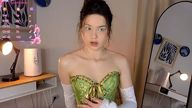 Snapshot of natur_ella chatting on March 2026 01:29:02 PM natur ella online show from March 2026 01:29:02 PM