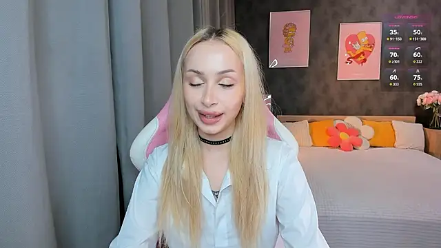 LanaMiracle online show from February 2026 04:00:01 AM