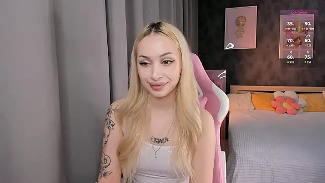 LanaMiracle online show from March 2026 05:08:02 AM