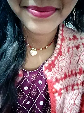 Snapshot of Aaisha_01 chatting on December 2025 06:40:01 AM Aaisha 01 online show from December 2025 06:40:01 AM