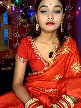 Sweet-priyaa online show from April 2026 08:17:01 AM
