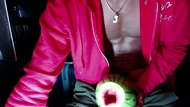 Snapshot of ISLANDBANANA1 chatting on December 2025 07:01:02 AM ISLANDBANANA1 online show from December 2025 07:01:02 AM