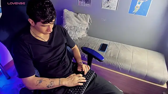 Criss Adams online show from January 2026 01:54:01 AM