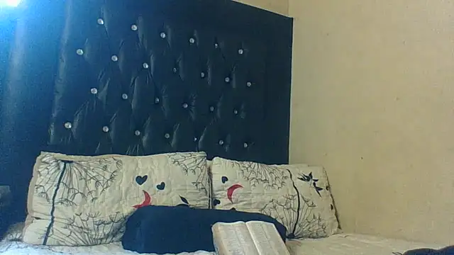 BustyBabyJ online show from November 2025 09:41:01 AM