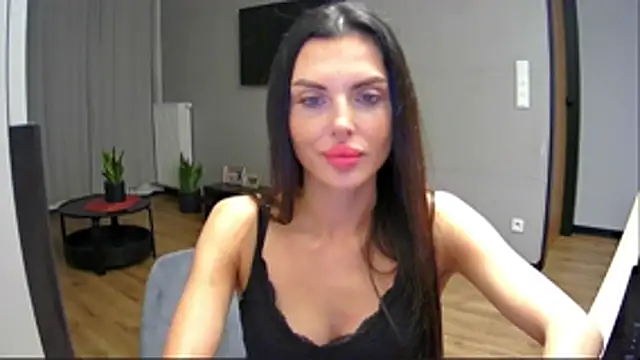 Addisonadore online show from June 2026 12:32:02 AM