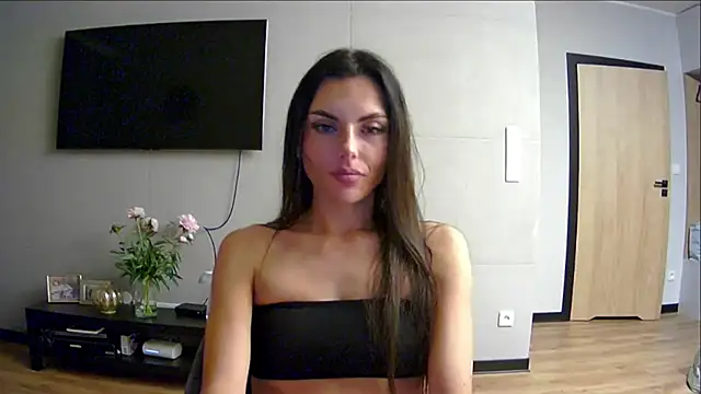Addisonadore online show from June 2026 08:41:02 PM