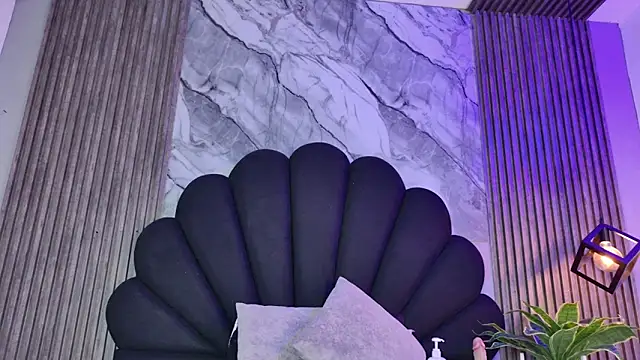 vicky lopez online show from April 2026 03:17:02 AM