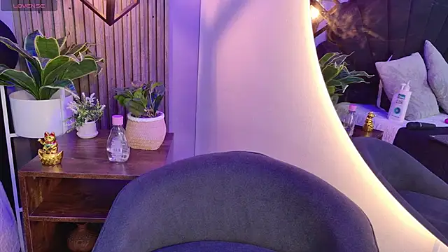 vicky lopez online show from April 2026 02:49:02 AM