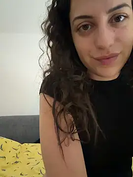 CoquineCharmeuse online show from April 2026 01:17:02 PM