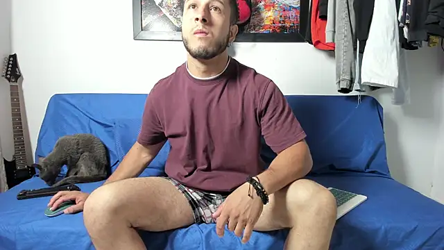 Reynoah online show from February 2026 11:19:02 PM