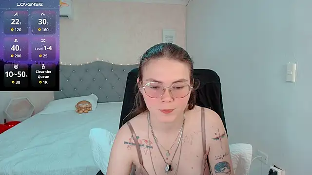 Snapshot of lexalove_doll chatting on February 2026 04:43:01 AM lexalove doll online show from February 2026 04:43:01 AM