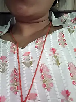 Snapshot of teena-11 chatting on July 2026 02:45:02 PM teena-11 online show from July 2026 02:45:02 PM