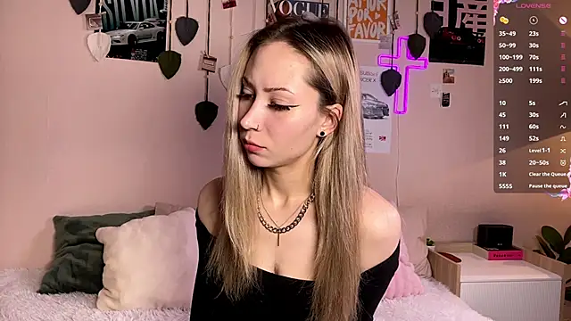 Snapshot of sun_under_skyy chatting on May 2026 03:15:01 AM sun under skyy online show from May 2026 03:15:01 AM