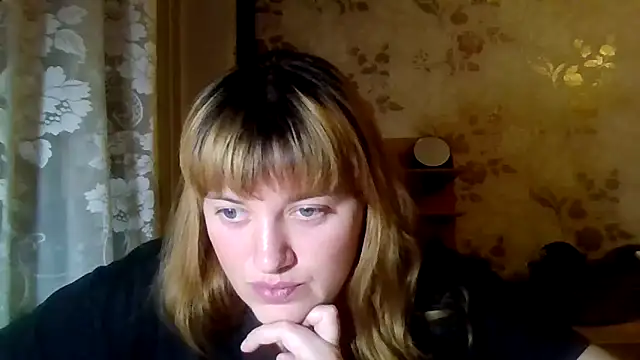 Snapshot of swett_girll chatting on December 2025 07:53:02 PM swett girll online show from December 2025 07:53:02 PM