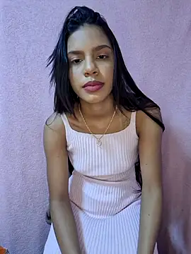 meenina veneno online show from December 2025 04:00:01 PM