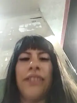 charlotteclover online show from April 2026 04:37:01 AM