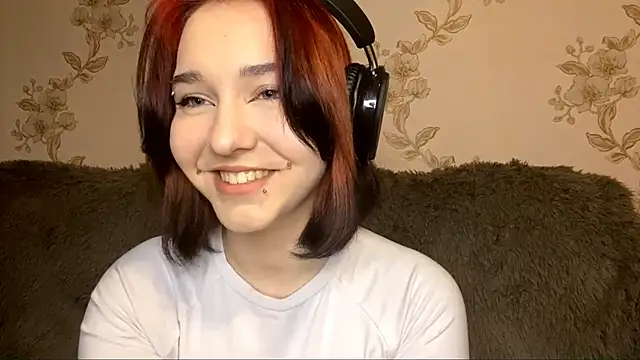 EmilyVeiro online show from February 2026 05:31:01 PM