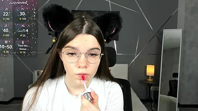 miss  evelyne online show from January 2026 01:20:02 AM