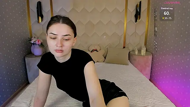 LissieVibes online show from February 2026 01:43:01 PM