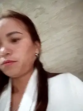 ngaytho004 online show from December 2025 12:06:01 AM