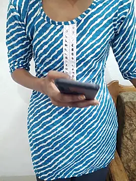 Riya baby3 online show from December 2025 03:01:02 AM