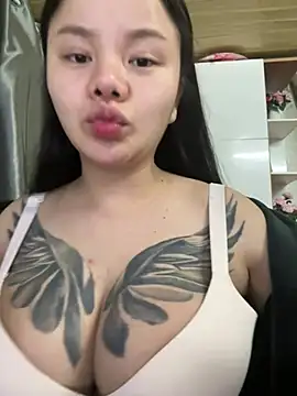 leo-kitty online show from February 2026 02:10:01 PM