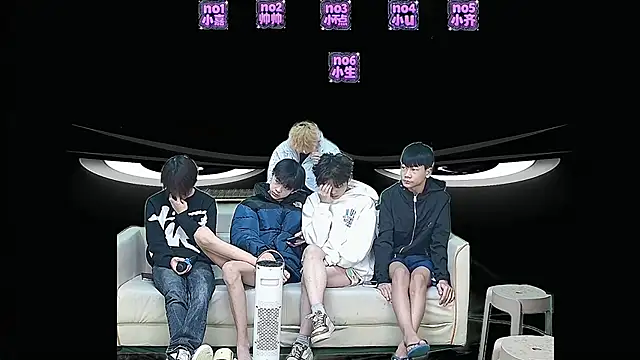 yujiannanpu online show from January 2026 02:36:02 AM