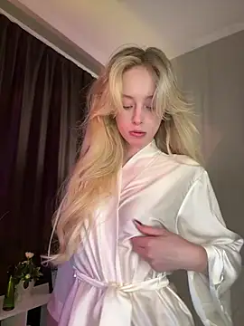 SunnyShiney online show from January 2026 02:00:01 PM