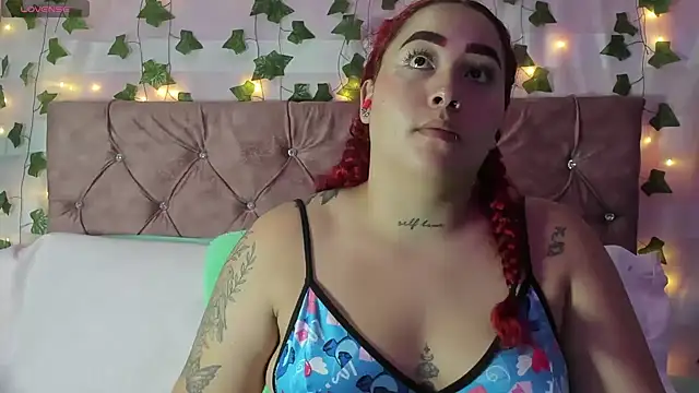 Ayla-marttinez online show from April 2026 01:03:01 AM