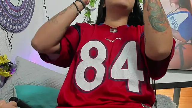 Hanna moore10 online show from February 2026 06:53:02 PM