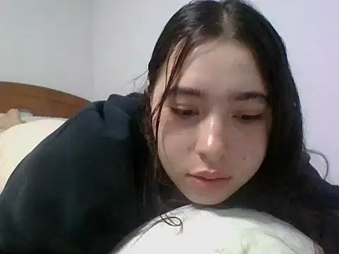 Anni 00001 online show from December 2025 11:48:01 AM