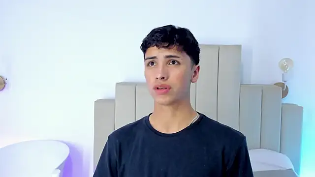 JoshClaarktt online show from March 2026 04:29:04 AM