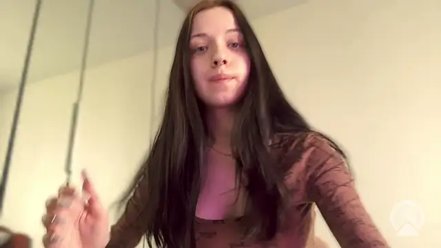 Snapshot of AlicePowells chatting on June 2026 10:05:02 AM AlicePowells online show from June 2026 10:05:02 AM