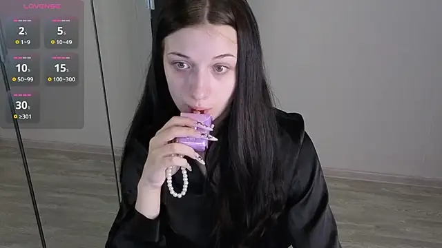 Snapshot of AlicePowells chatting on July 2026 11:13:01 AM AlicePowells online show from July 2026 11:13:01 AM