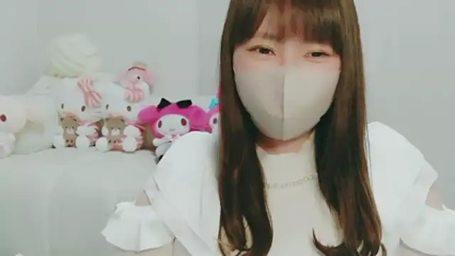 yuyuchan   online show from April 2026 10:32:01 AM