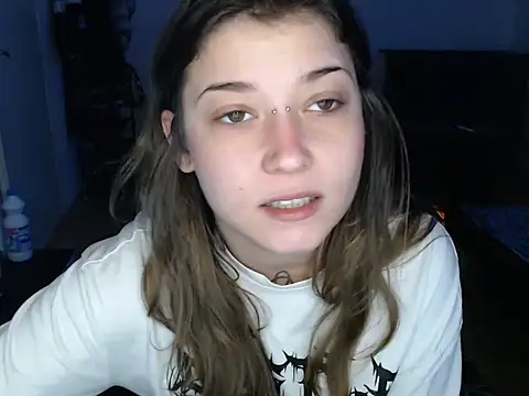 Snapshot of AlienforTwenty chatting on January 2026 10:41:02 AM AlienforTwenty online show from January 2026 10:41:02 AM