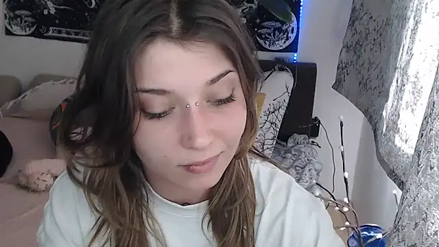 AlienforTwenty online show from March 2026 02:44:01 PM