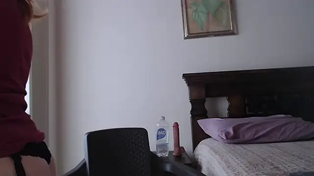 evelynsmithco online show from April 2026 07:14:01 PM