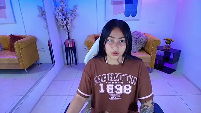 Snapshot of Carolina_cherry chatting on April 2026 12:55:02 PM Carolina cherry online show from April 2026 12:55:02 PM