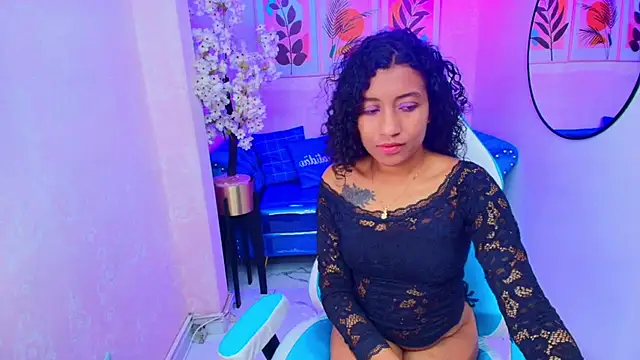 Nina willyams online show from December 2025 03:34:02 AM