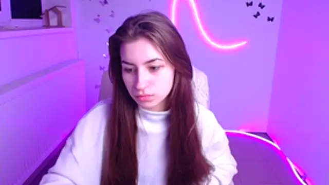 Snapshot of __Sweetie__ chatting on December 2025 12:32:01 PM Sweetie online show from December 2025 12:32:01 PM