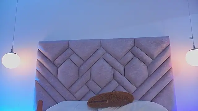 Milan Corleone online show from March 2026 11:37:01 AM