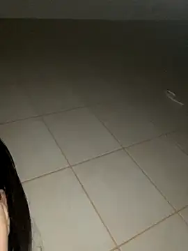 Snapshot of LoverNIXI chatting on December 2025 05:39:02 PM LoverNIXI online show from December 2025 05:39:02 PM