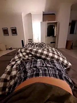 Snapshot of Strammer_Junge chatting on December 2025 08:20:02 AM Strammer Junge online show from December 2025 08:20:02 AM