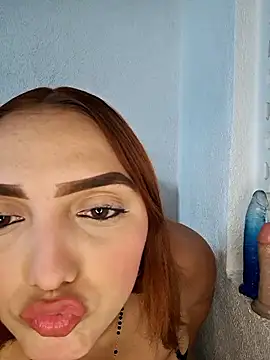 Mia em online show from January 2026 06:54:02 PM